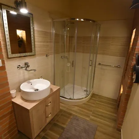 Cheetah Club Guest house 3*